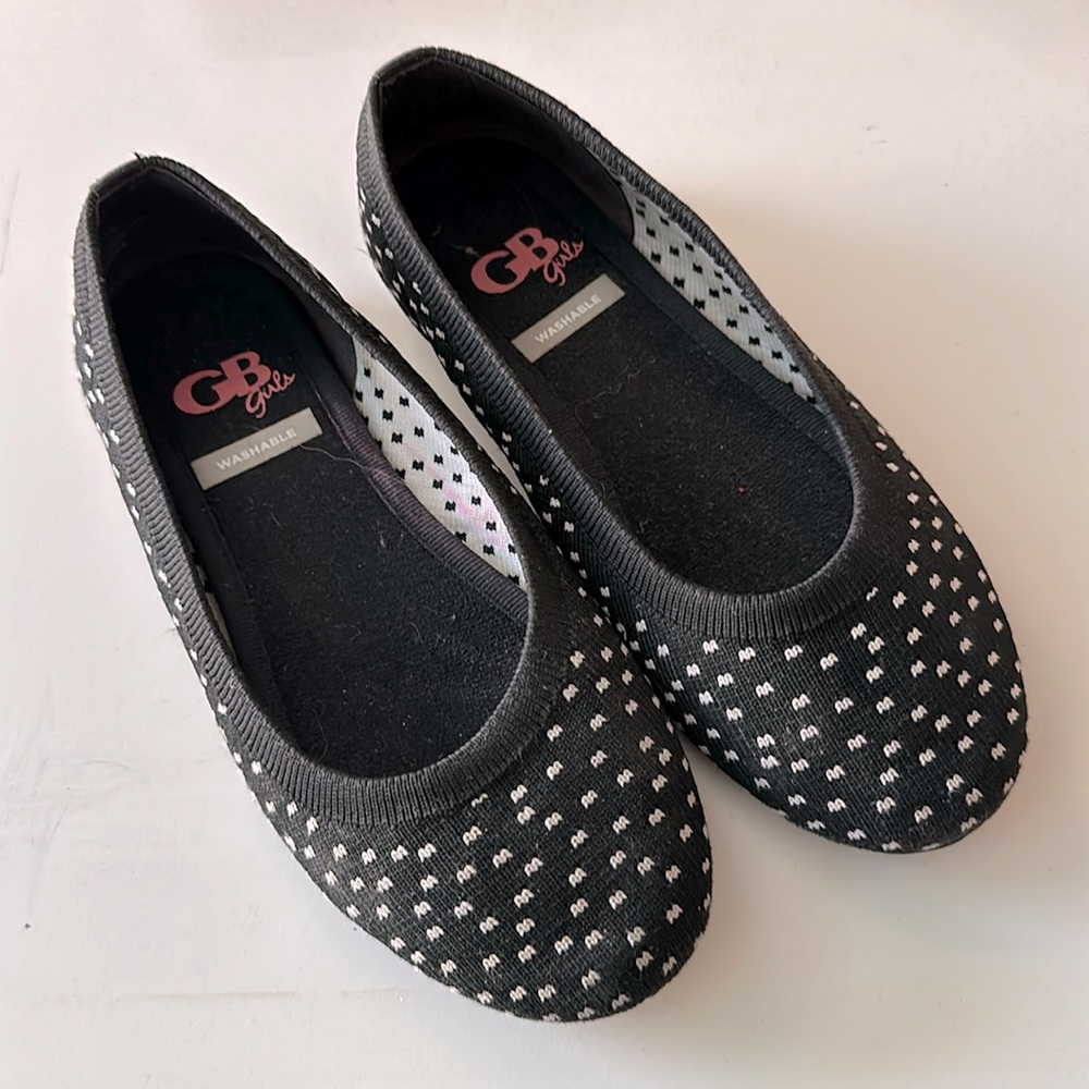 GB Girls Washable Black/White Dot Ballet Flats Big Girl Size 1